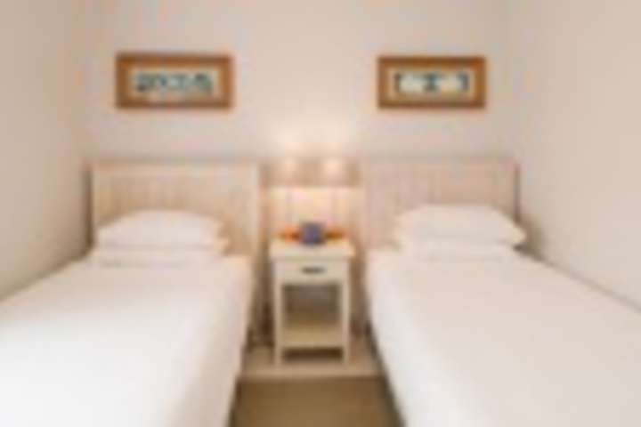 Room 161 of 648