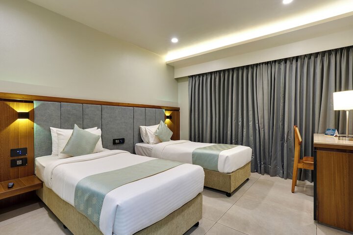 Room 19 of 40