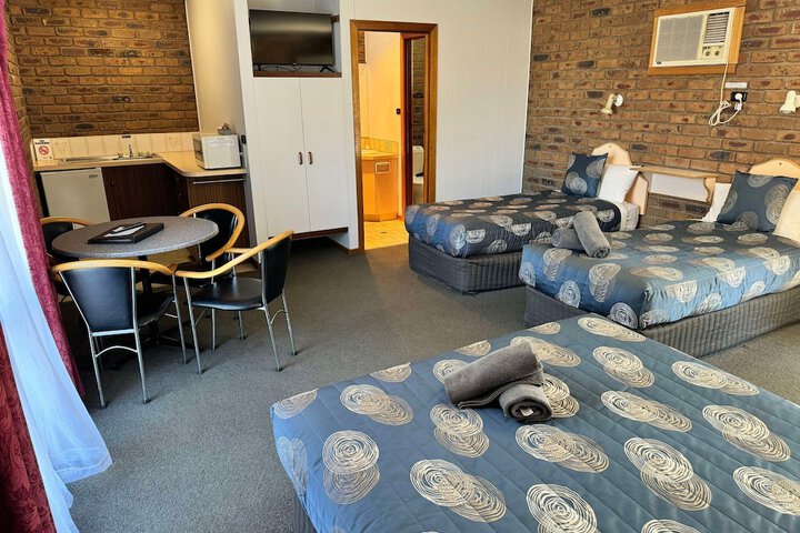 Room 5 of 47