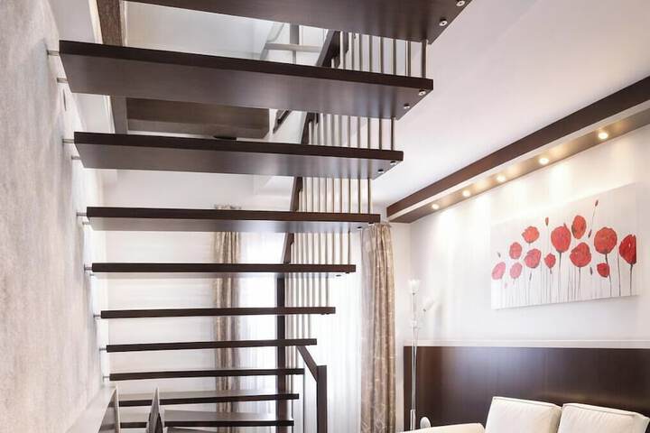 Room 42 of 78
