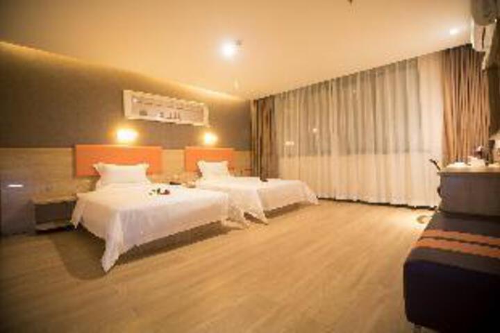 Room 20 of 22