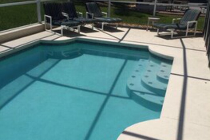 Pool 12 of 17