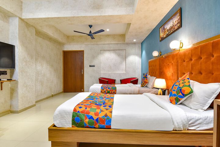 Room 16 of 35