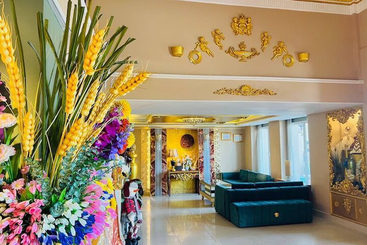 Hotel Interior 8 of 46