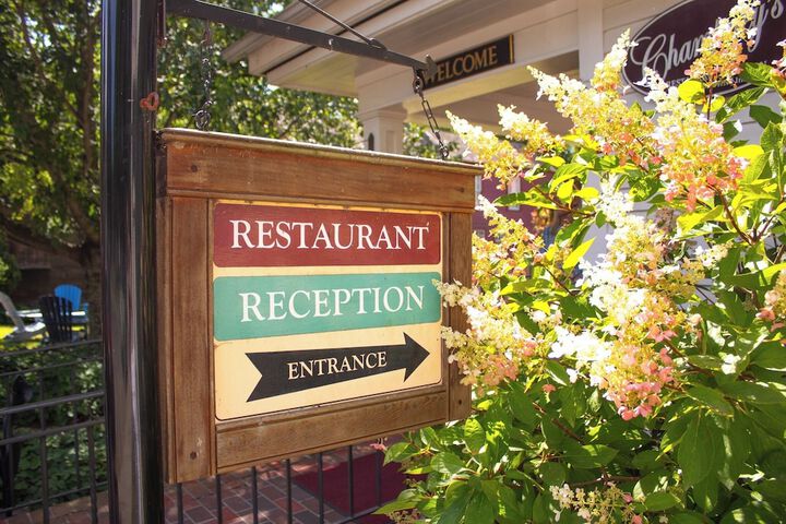 Hotel Entry
