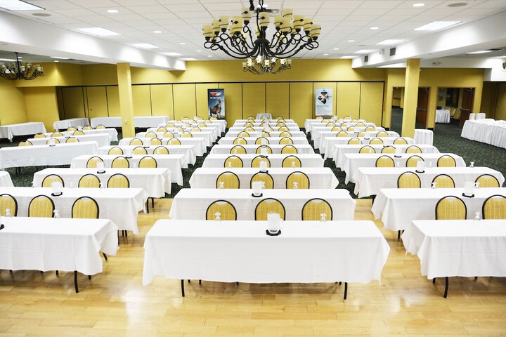 Banquet hall