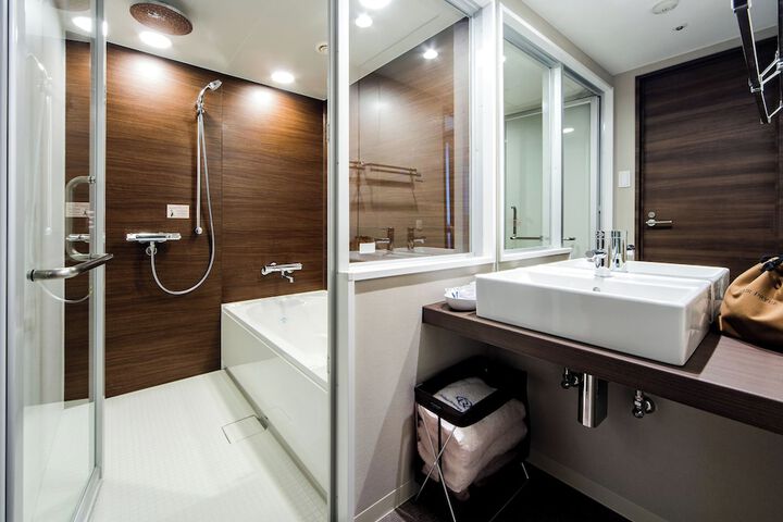 Bath Interior