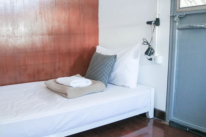 Room 12 of 45