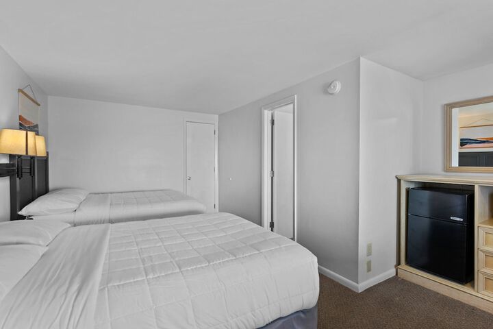 Room 42 of 97