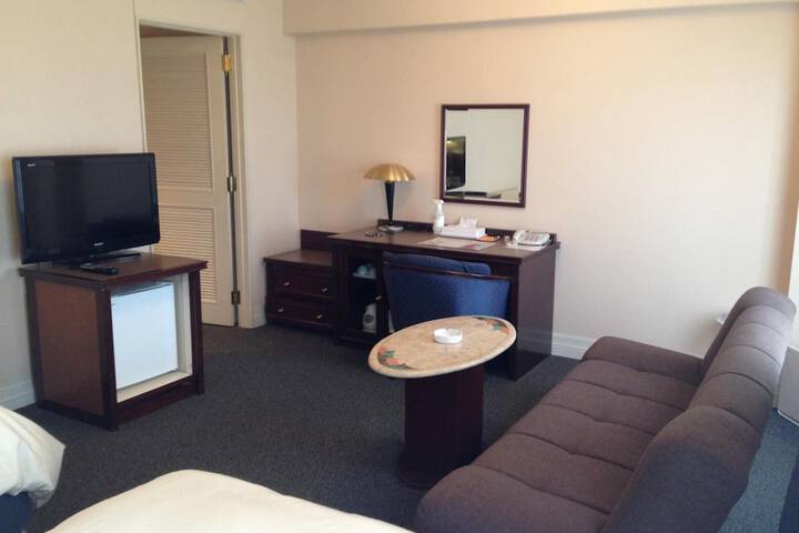 Room 13 of 39