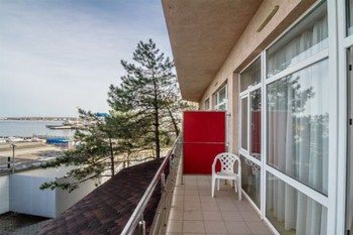 Terrace/Patio 2 of 30