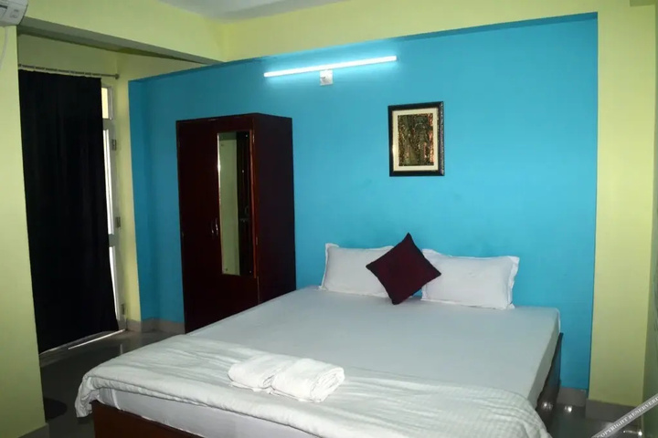 Room 2 of 13