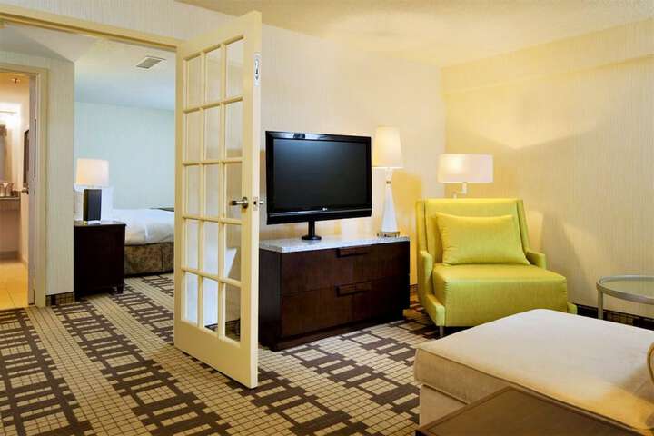 Hotel Silver Spring Silver Spring | Bookonline.com