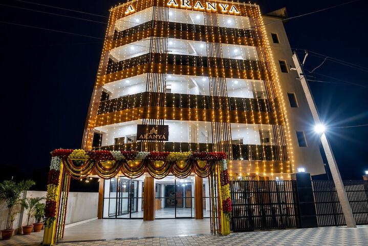Hotel 12 of 13