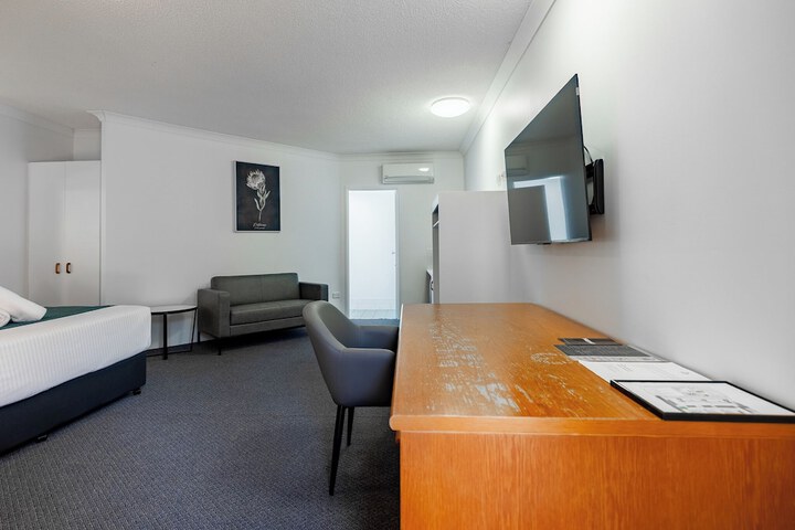 Room 74 of 113