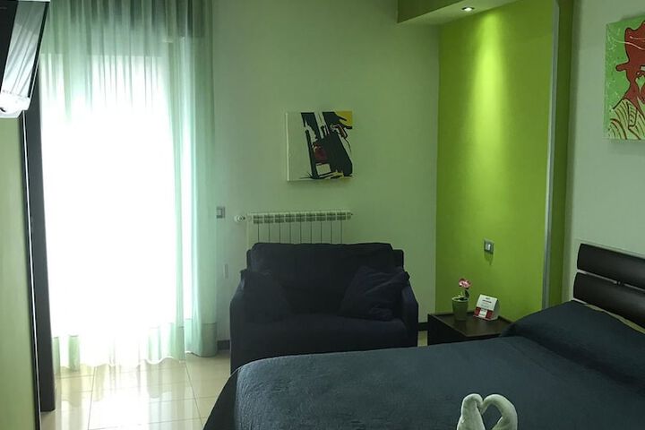 Room 7 of 22
