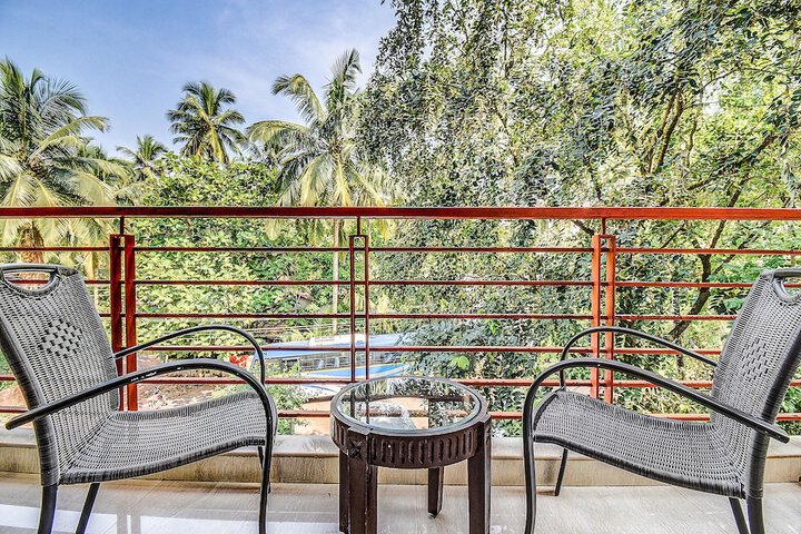FabHotel Arotel Calangute Beach