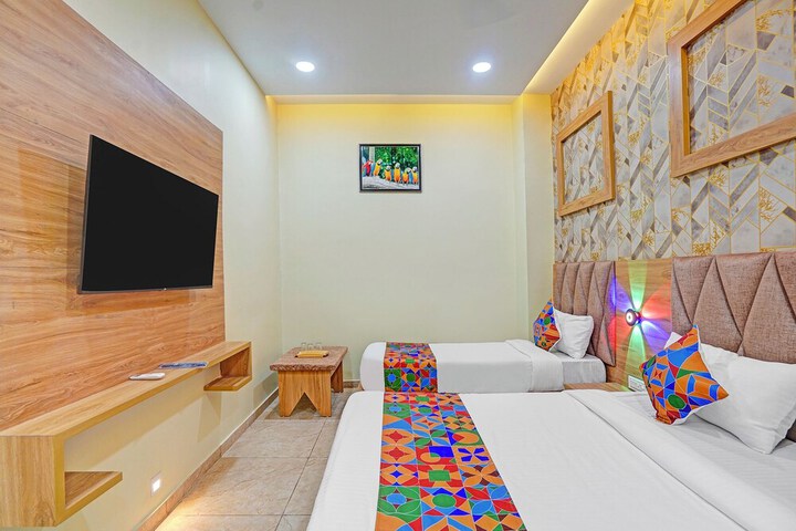 Room 16 of 27