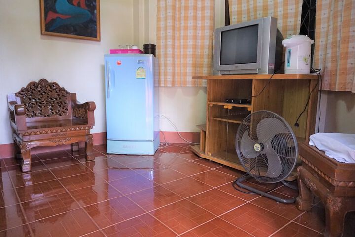 Room 30 of 68