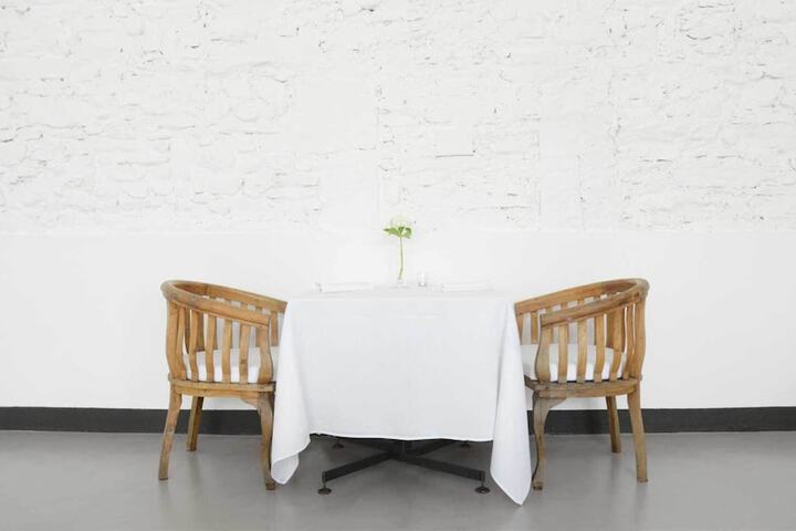 Dining 40 of 56