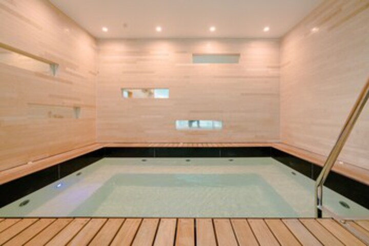 Spa 8 of 28