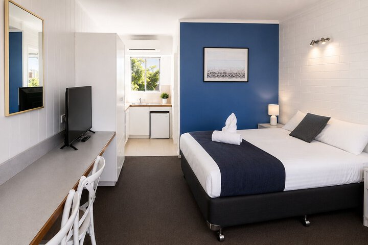 Room 32 of 59