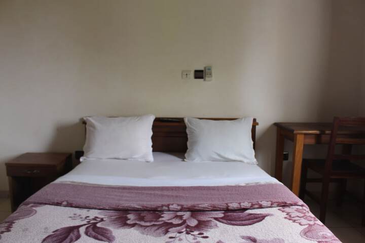 Room 3 of 30