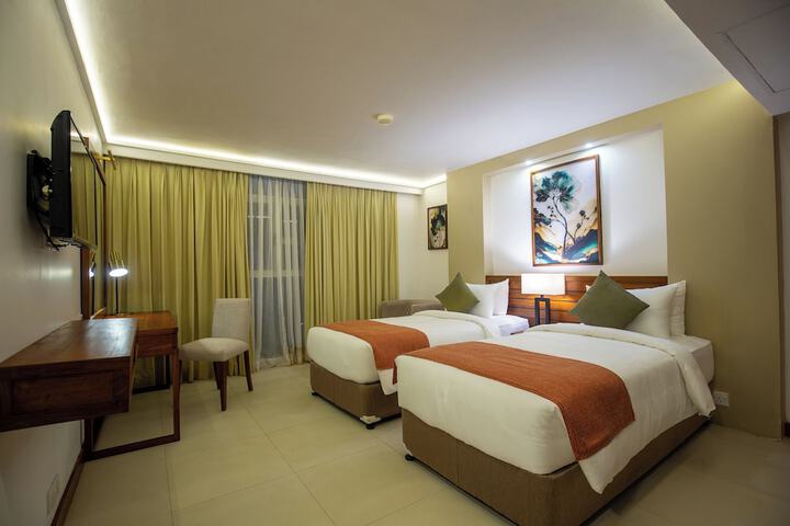 Room 36 of 162