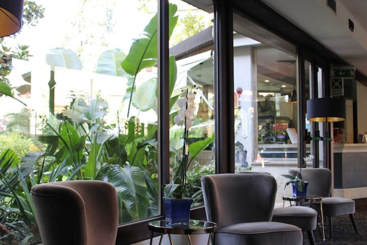 Hotel Lobby