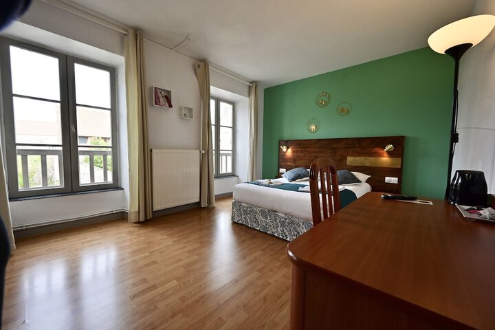 Room 21 of 53