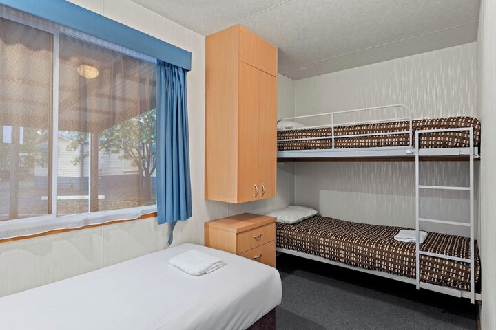 Room 26 of 150