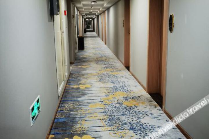 Hotel Interior 11 of 25