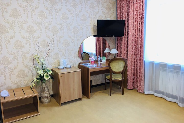 Room 13 of 61