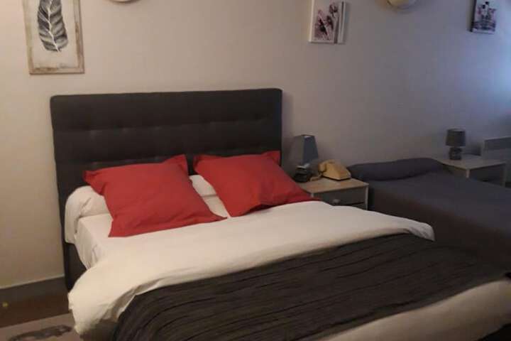 Room 16 of 31