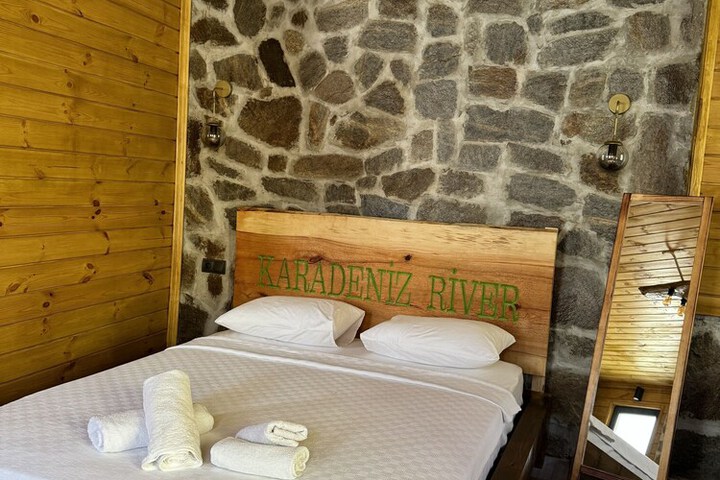 Room 6 of 21