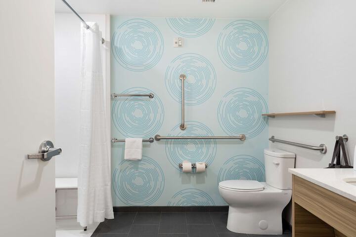 Bathroom shower