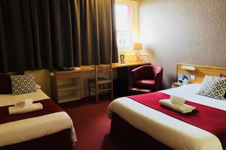 Room 9 of 64