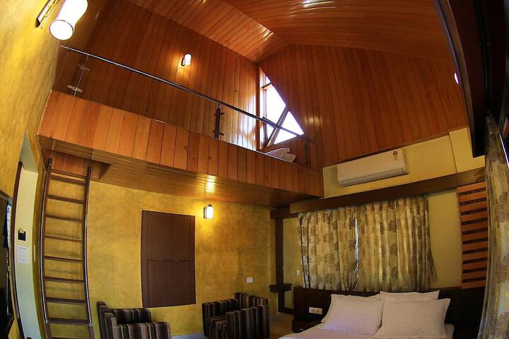 Room 10 of 47