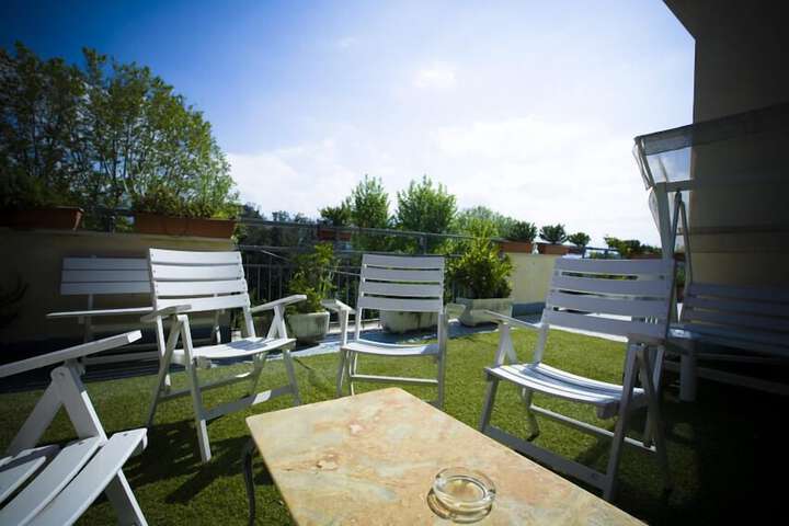 Sundeck 100 of 119