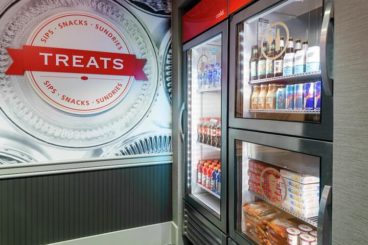 Snack bar