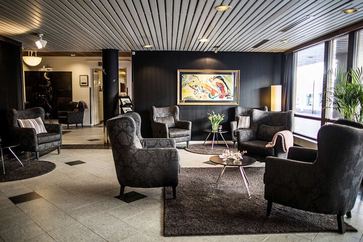 Lobby Entry