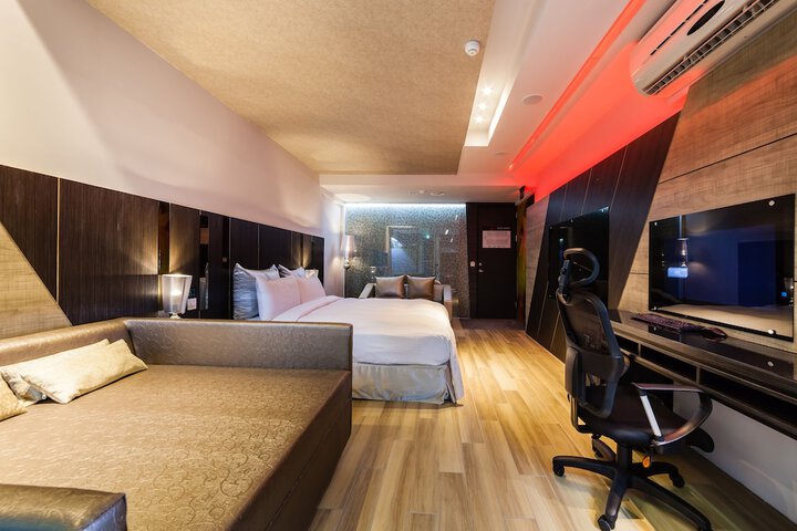 Room 7 of 39