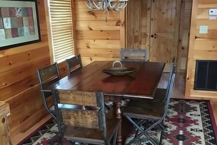 Room 9 of 31