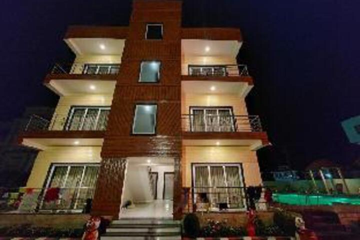 Hotel 1 of 25