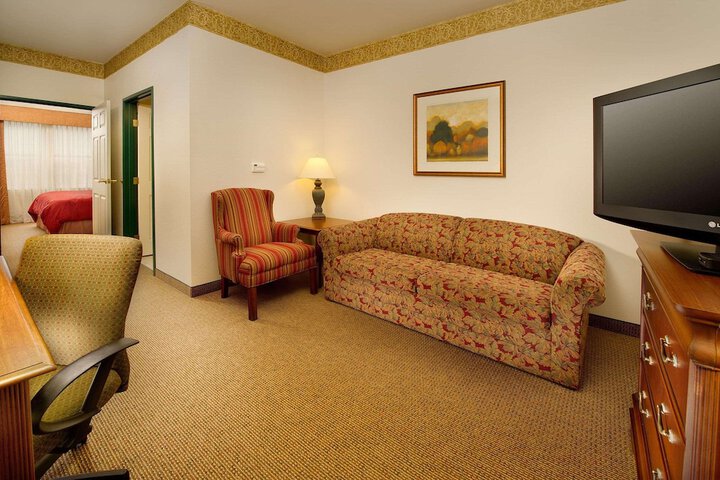 Studio Suite King Bed (7 of 11)