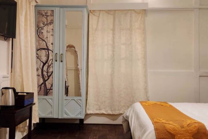 Room 7 of 21