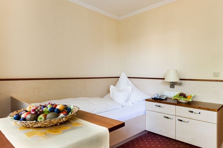 Room 5 of 53