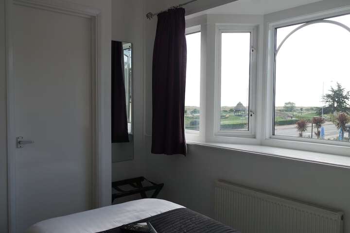 Room 93 of 160