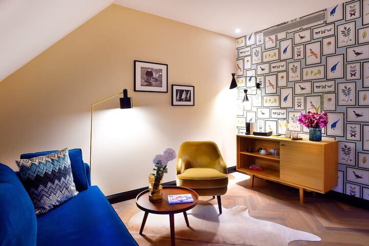 Room 27 of 59