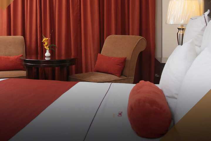 Room 8 of 74